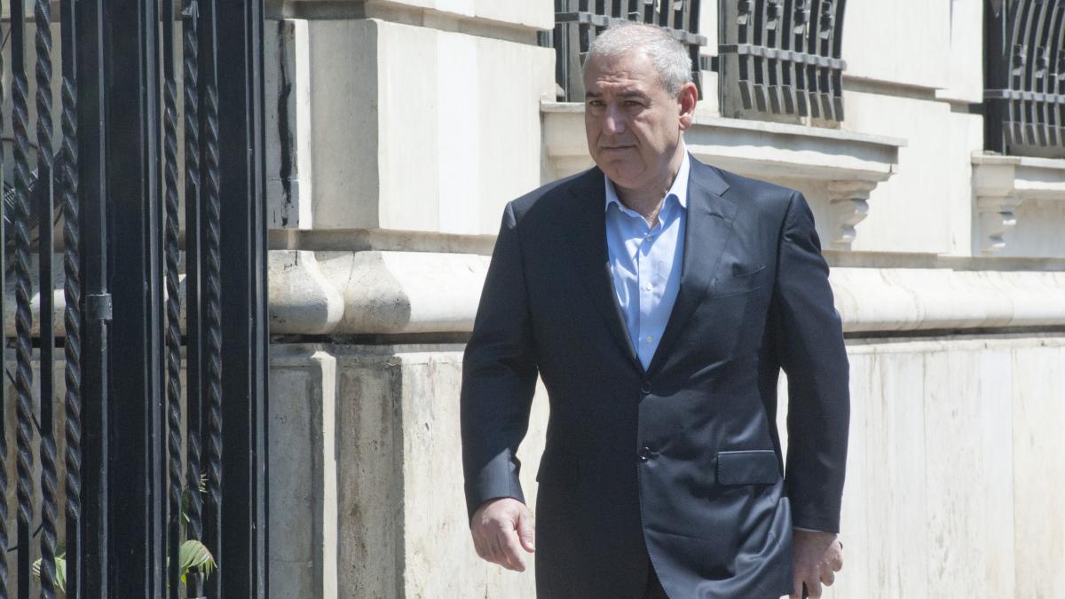 Reţeaua lui Cocoş, 60 de milioane de euro de pe urma sistemului medical