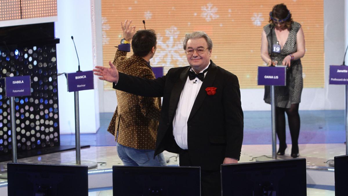 Averea lui Corneliu Vadim Tudor. Cărți, obiecte de artă unice, bani, acțiuni
