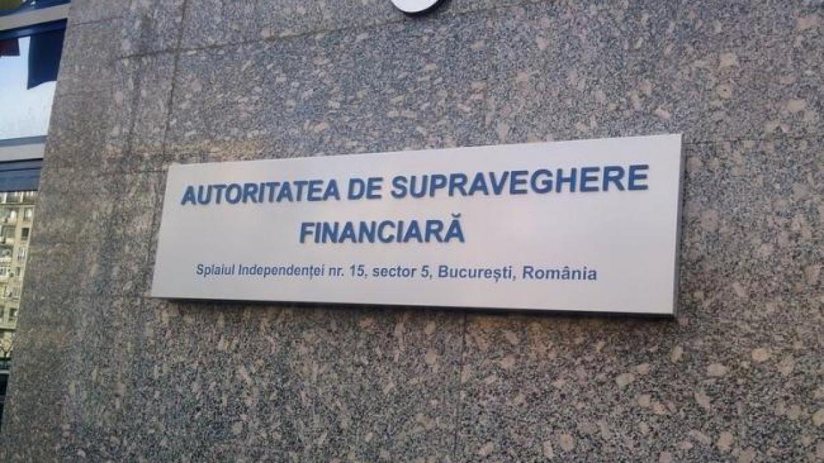 Secvenţial: Blonda de la ASF învaţă pe 6.700 de euro lunar