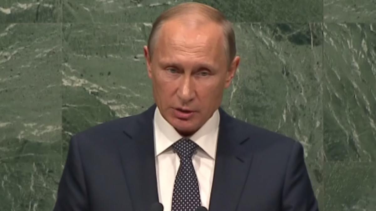 Vladimir Putin condamnă ”exportul de revoluții” și ”experimentele sociale”