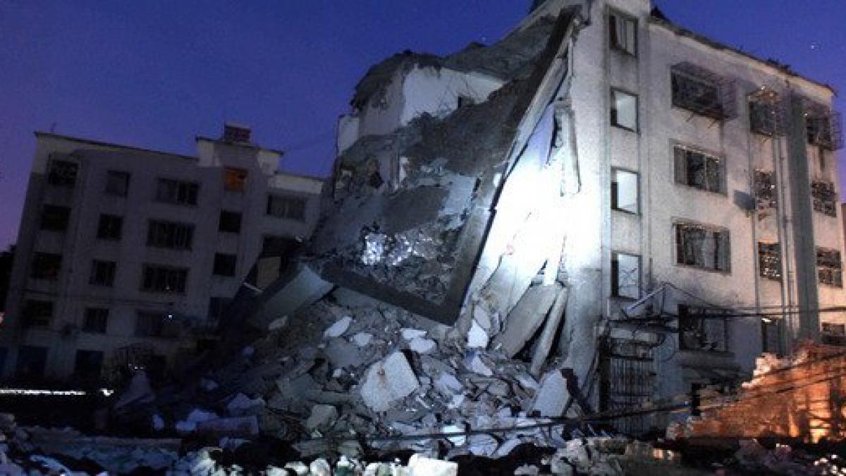 video inca o explozie a spulberat zidurile unui bloc din china