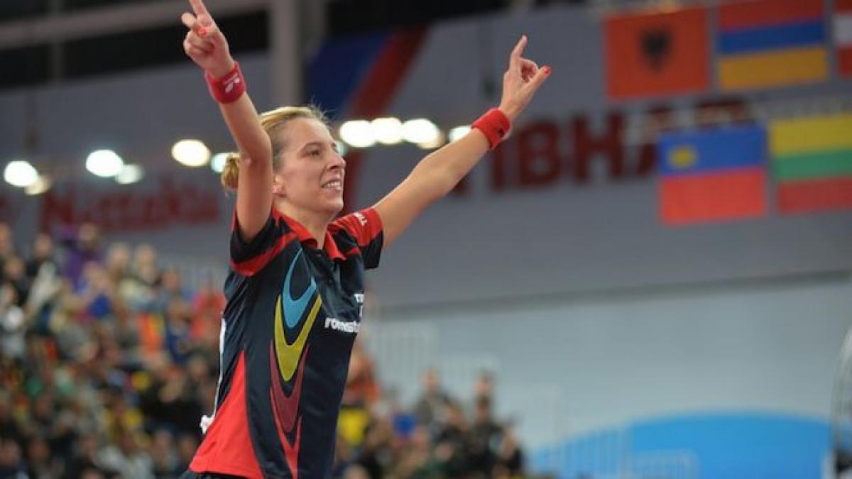 Elizabeta Samara, CAMPIOANA Europeana la tenis de masa la simplu feminin