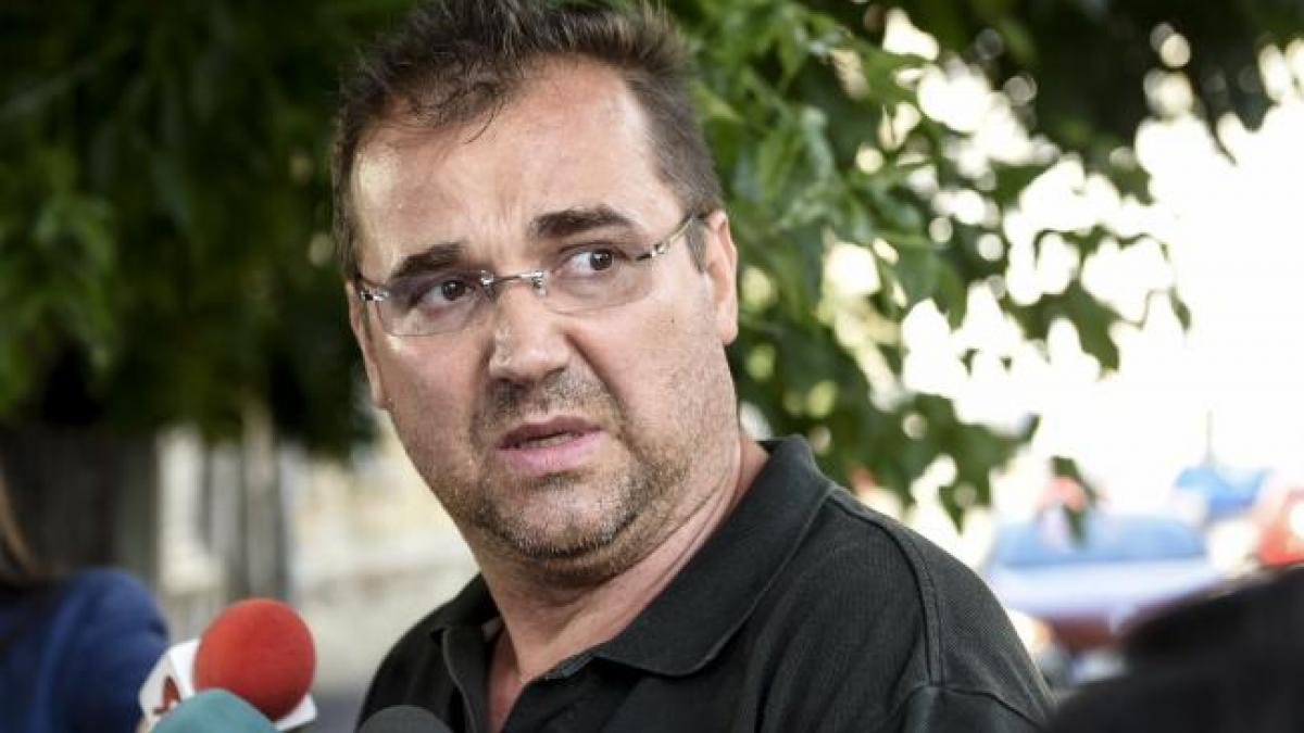  Procurorul Emilian Eva primeşte înapoi o parte din tablourile ridicate de DNA 