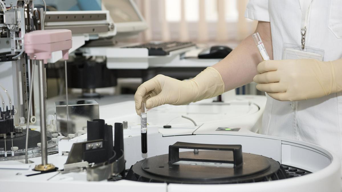 Savanții din Copenhaga ar fi găsit întâmplător tratamentul pentru cancer