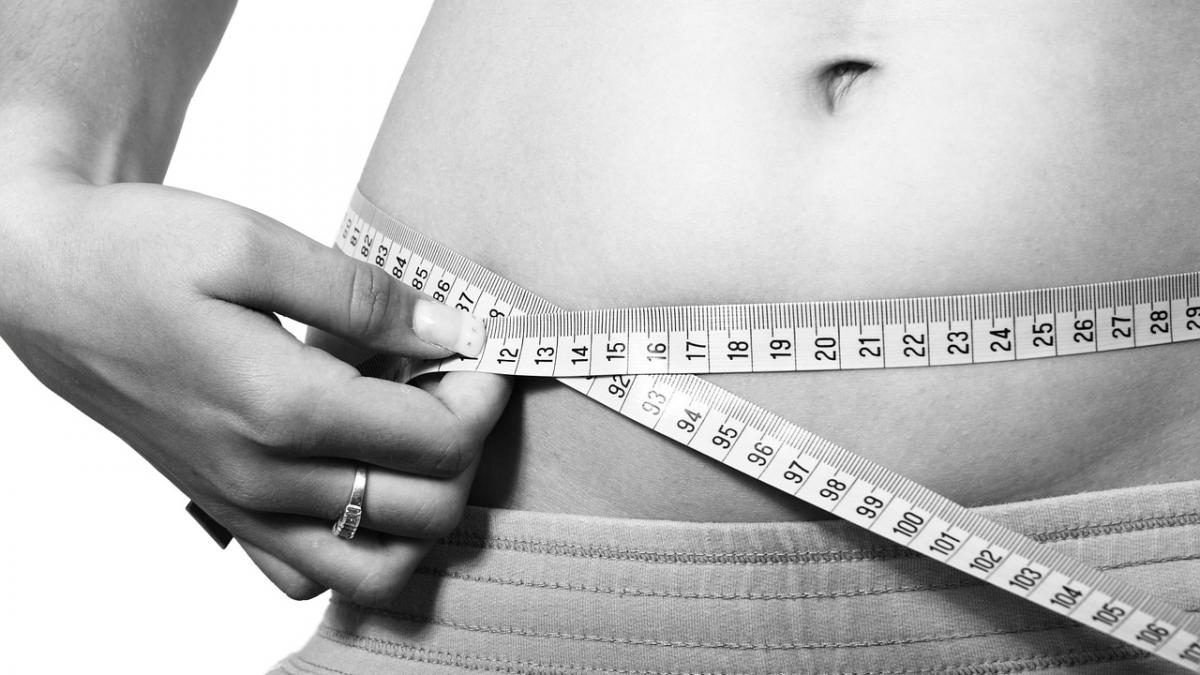 Oamenii de știință demontează încă un mit. Verdictul lor: Dietele sărace în grăsimi nu funcționează