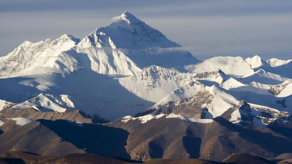 Niciun alpinist pe Everest în 2015