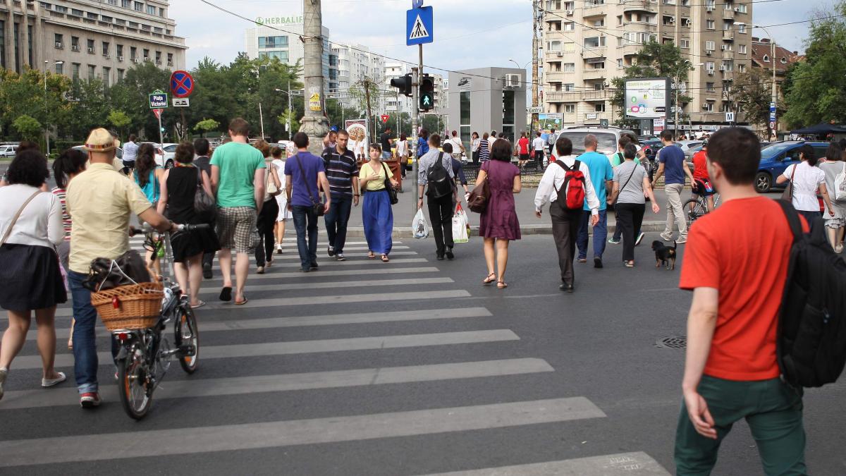 Ce spun agențiile de rating despre demisia premierului Victor Ponta