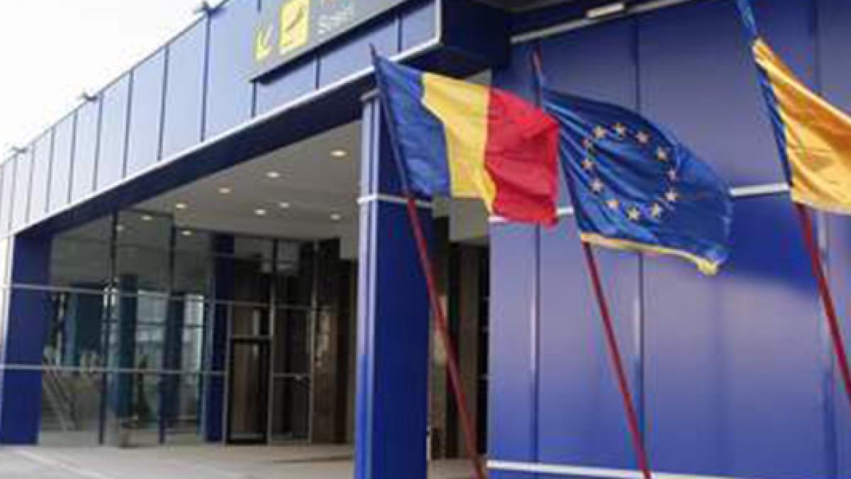S-au reluat zborurile de pe Aeroportul Internaţional Craiova