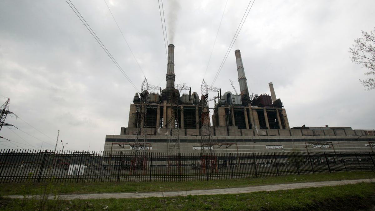 Aproximativ 780 de persoane, concediate colectiv după 1 decembrie, în judeţul Hunedoara