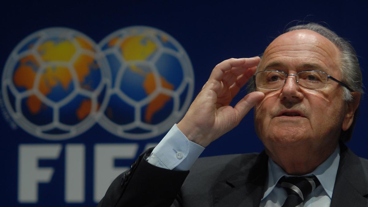 Sepp Blatter a fost internat pentru câteva zile la o clinică 