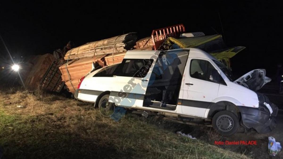 DRAMĂ în sportul românesc. Tragedie pe şosea, cu microbuzul echipei: 3 sportivi au murit pe loc!