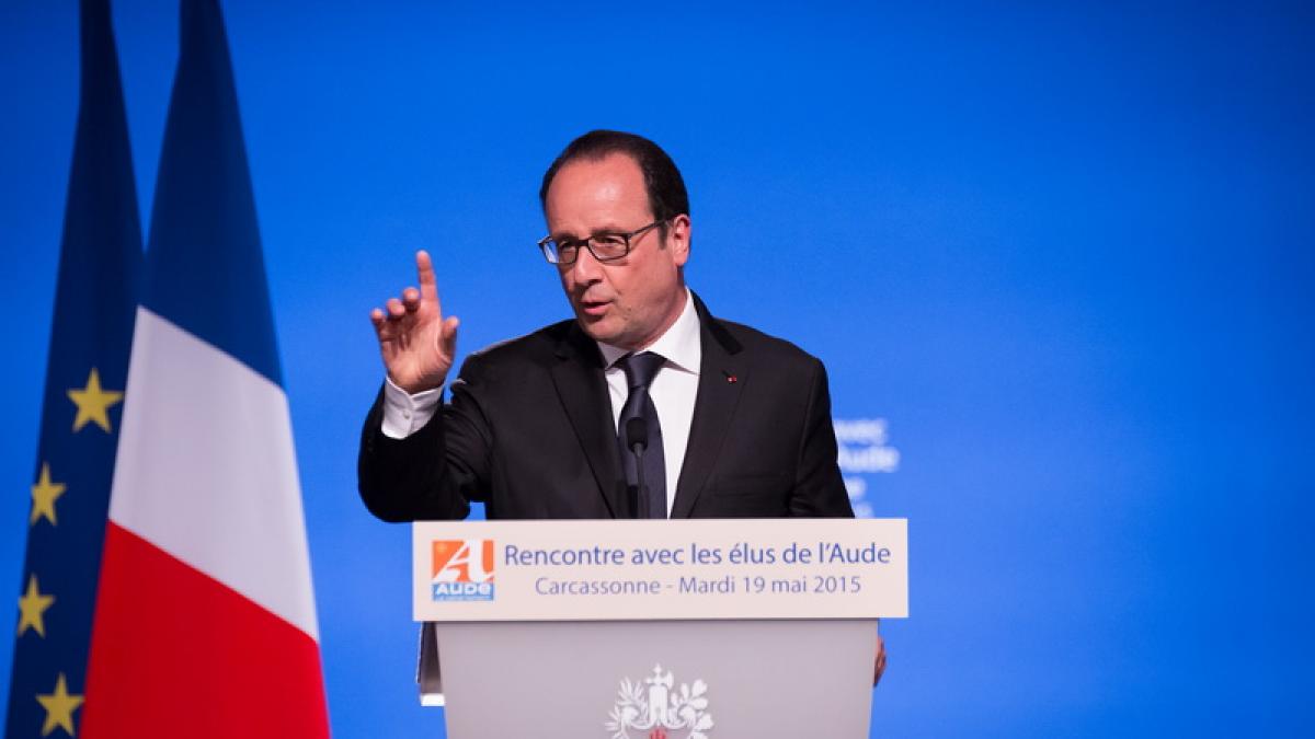 Francois Hollande: Este 'vital' ca Europa să continue să primească refugiaţi 