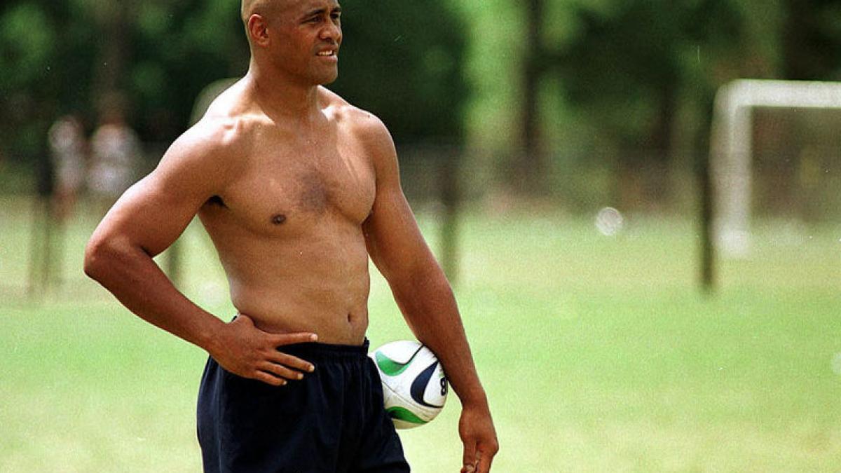 Cauza probabilă a morţii fulgerătoare a starului echipei de rugby a Noii Zeelande, Jonah Lomu