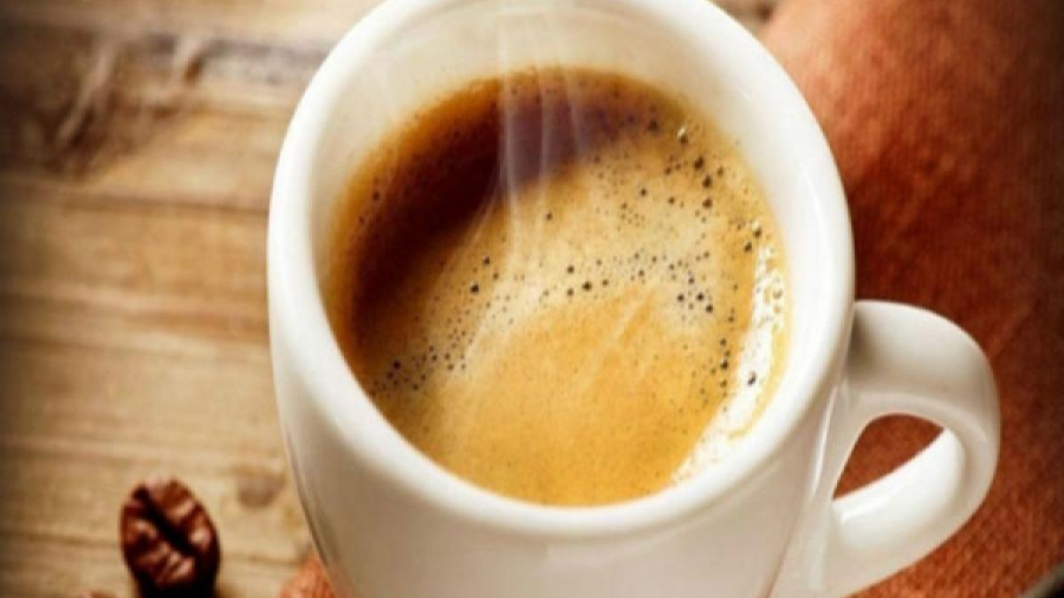 Diete sănătoase. 18 kilograme dintr-o înghițitură! Află cum poți slăbi spectaculos dacă bei cafea