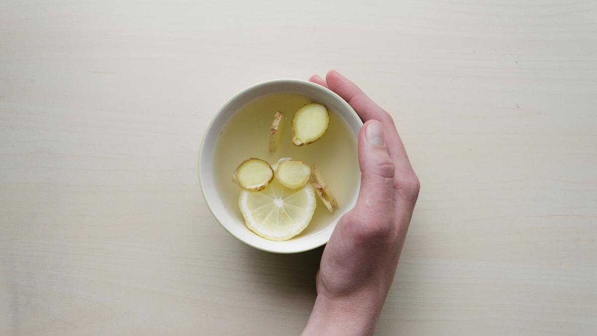 Remediu natural pentru COLESTEROL și HIPERTENSIUNE. Iată cât de simplu se prepară...