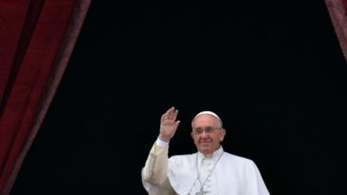 Papa Francisc a împlinit, joi, 79 de ani 