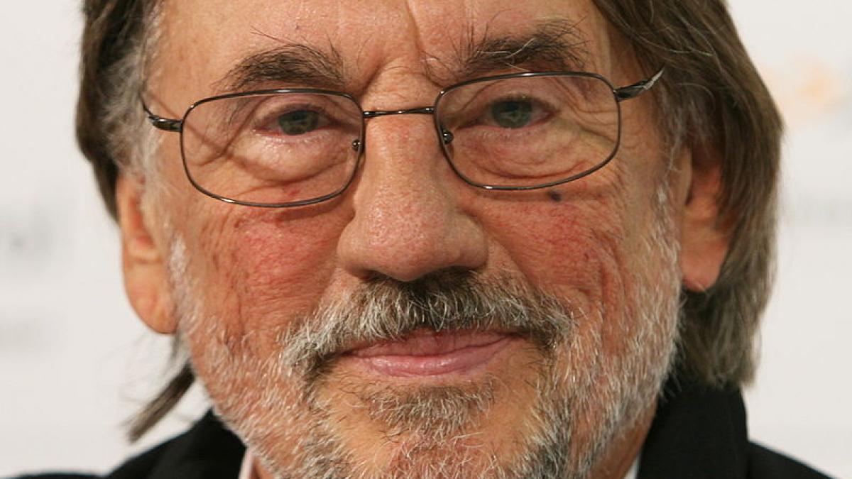 Hollywood-ul este în doliu. Un mare regizor a încetat din viaţă
