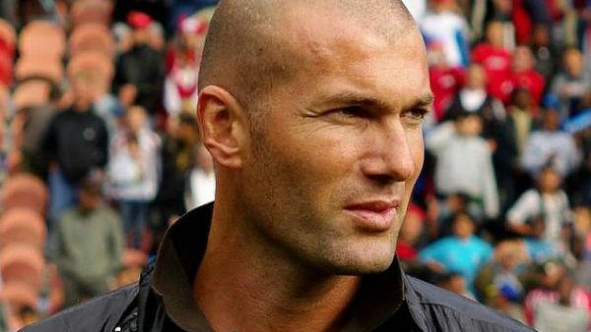 Laurent Blanc, antrenor PSG: 'Zidane e condamnat să nu facă lucrurile la fel ca alţii'