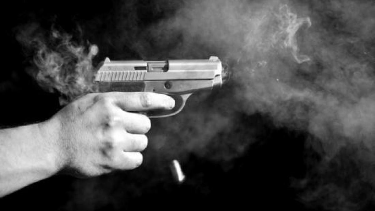 Un profesor român ameninţă că vină cu o armă la şcoală! Ceva l-a enervat foarte tare