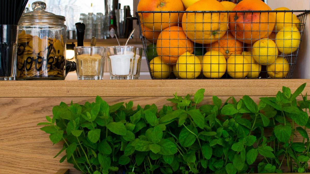 Vreți să urmați o cură de detoxifiere? 5 motive pentru a spune „NU” unui asemenea experiment