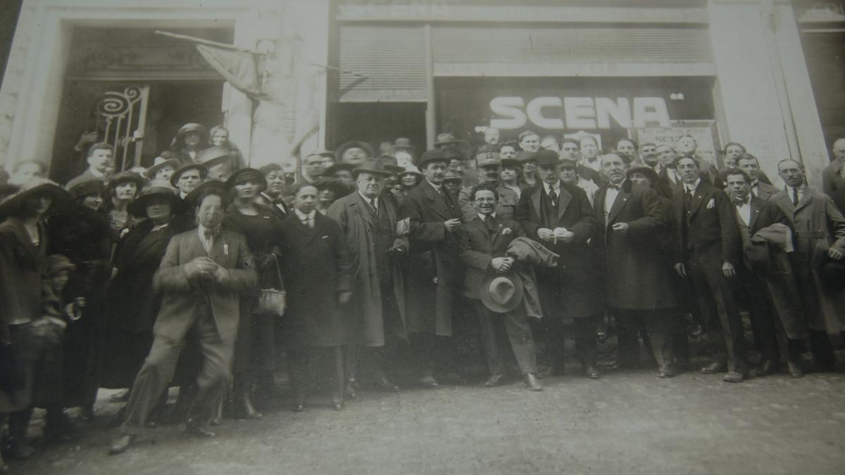 Actorul Constantin Tănase, cel ce reiese din fotografii și notițe