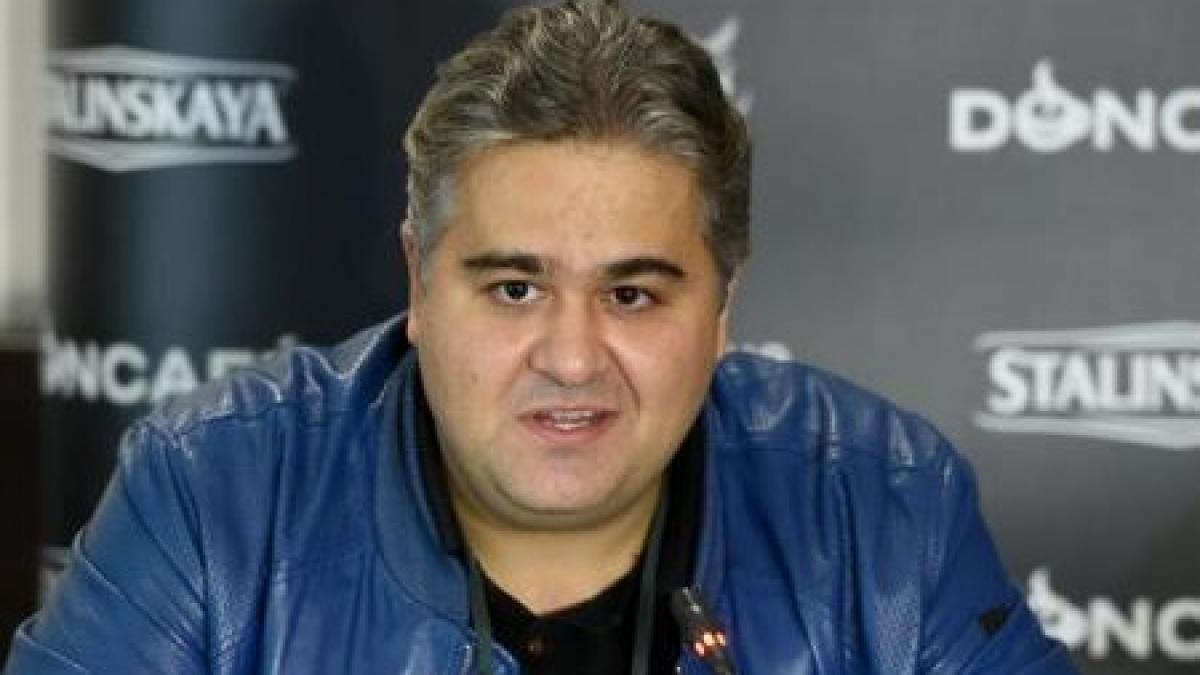 Cine e Adrian Thiess, personajul care a dat 105.000 de euro pe steagul lui Avram Iancu