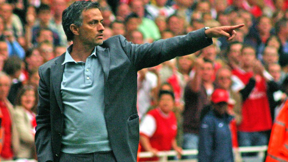Jose Mourinho negociază preluarea echipei Manchester United 