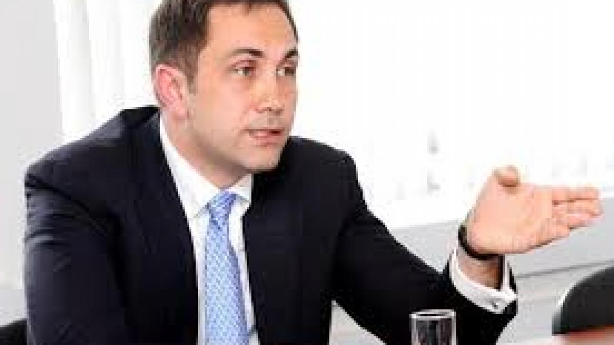 UPDATE - Fostul ministru Lucian Isar, la DNA: Ponta trebuia lăsat să îşi dezvolte acuzaţiile la adresa mea