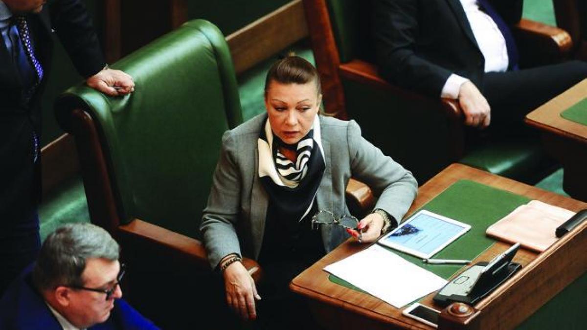Senatoarea Doina Tudor, reţinută de DNA