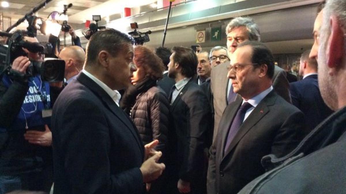 video presedintele frantei huiduit si injurat la salonul international de agricultura de la paris