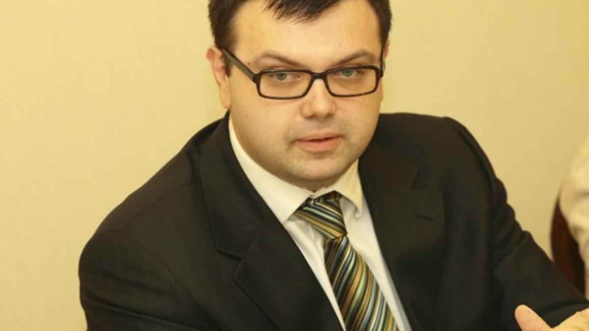 Ce probleme cu legea avea evaluatorul ANRP care l-a cadorisit ilegal cu 7,8 milioane de euro pe Horia Simu