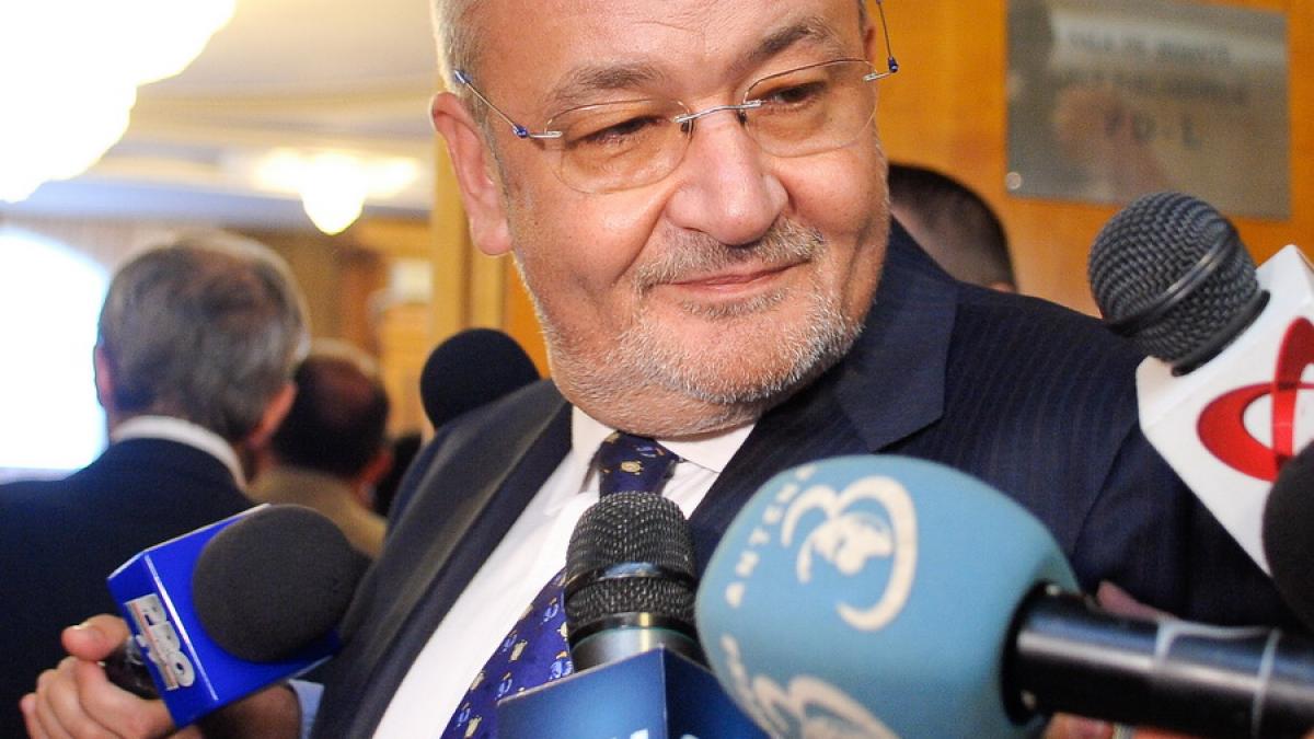Sebastian Vlădescu, la DNA pentru a fi audiat în dosarul ANRP 