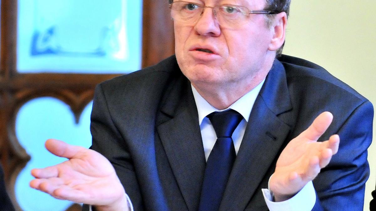 Studenții străini salvează universitățile românești