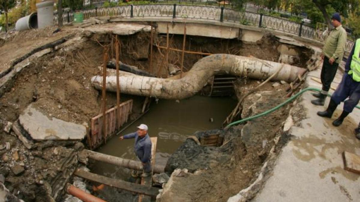 RADET începe lucrările de reparaţii la conductele din reţeaua primară, în acest an fiind necesare 127 de intervenţii