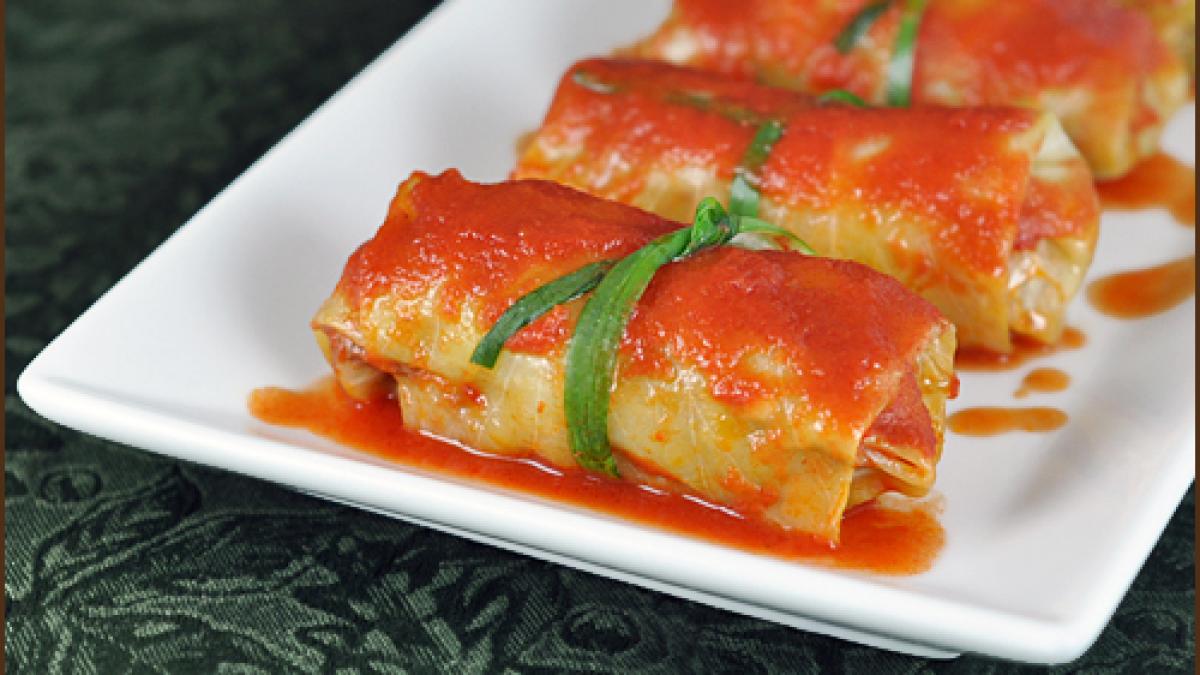 SARMALE DE POST, deliciu în foi de varză