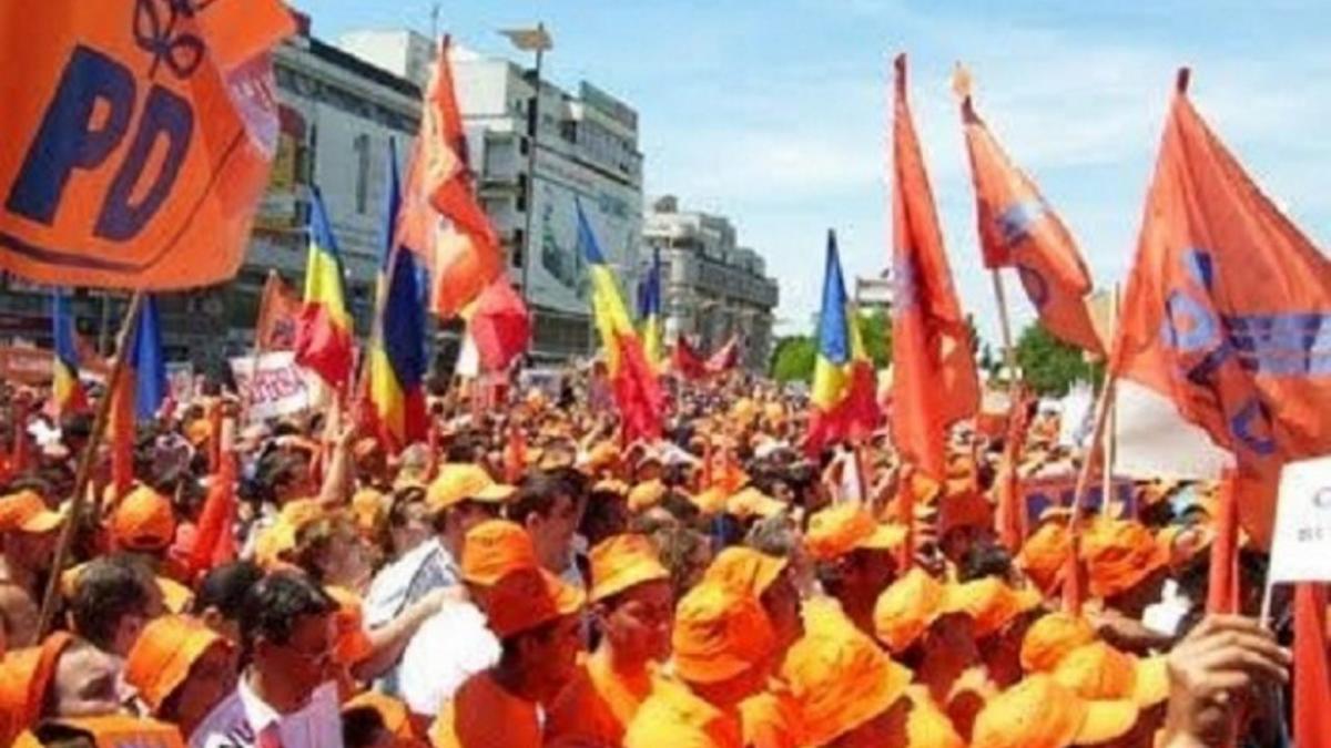 Cocoș toarnă, DNA uită. PDL și șpăgile electorale