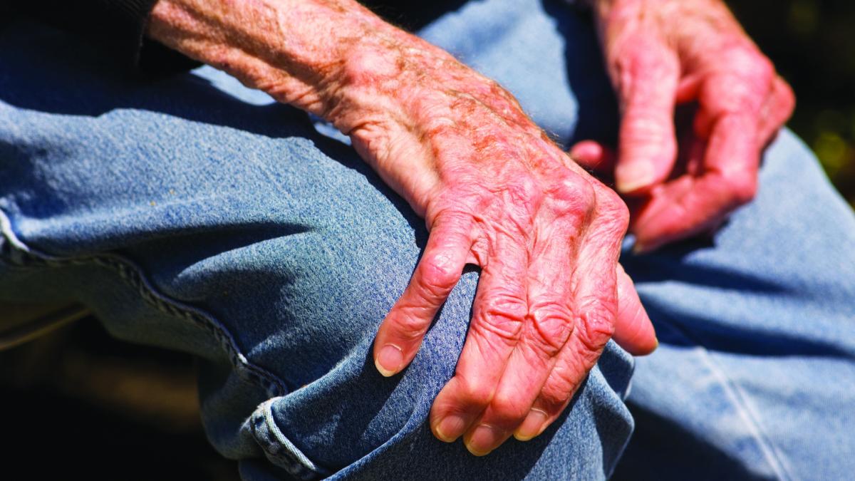 Stresul și sedentarismul, printre cauzele bolii Parkinson 