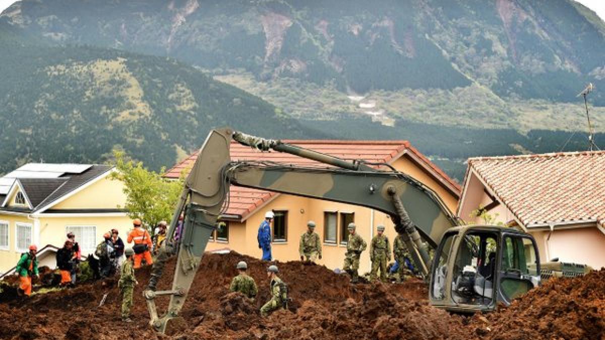 Japonia - Supraviețuitorii prinși sub dărâmături s-au folosit de aplicații mobile pentru a comunica