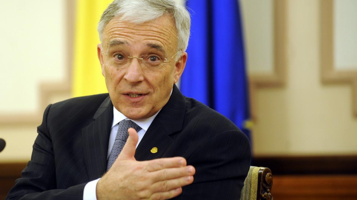 Proiect de lege pentru posibilitatea demiterii lui Mugur Isărescu