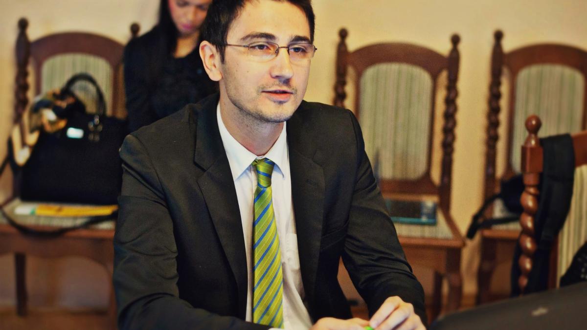 Antonio Momoc: „Tinerii din generația Millennials pot influența alegerile”