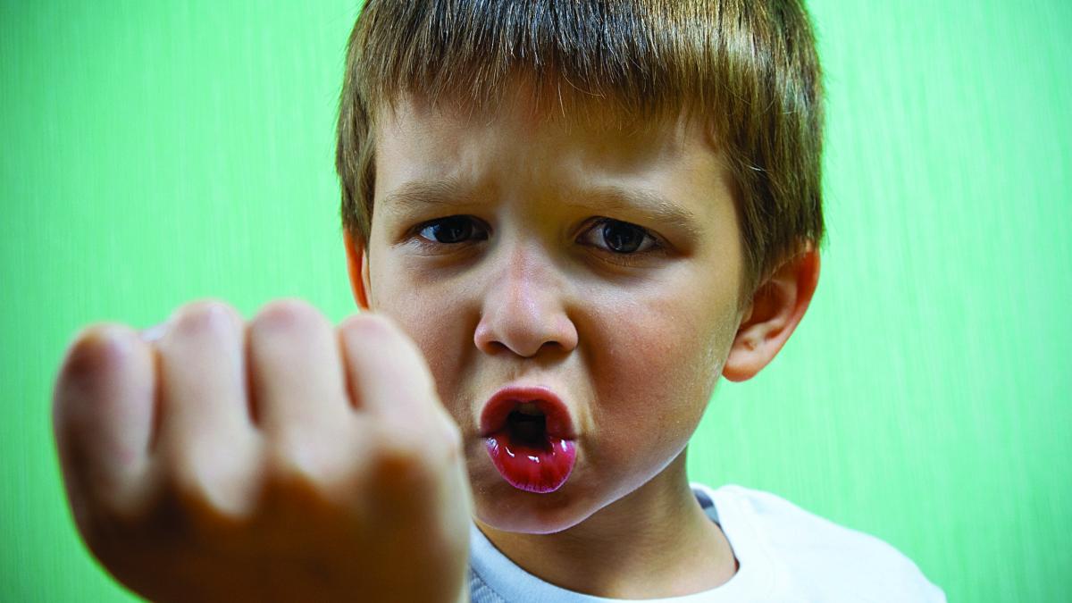 Psiholog: De ce devin copiii agresivi