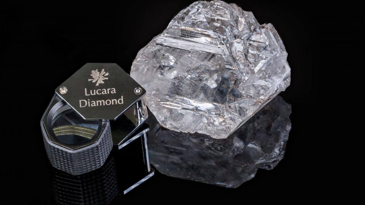 Preţ record pentru un diamant brut: 63 milioane de dolari 