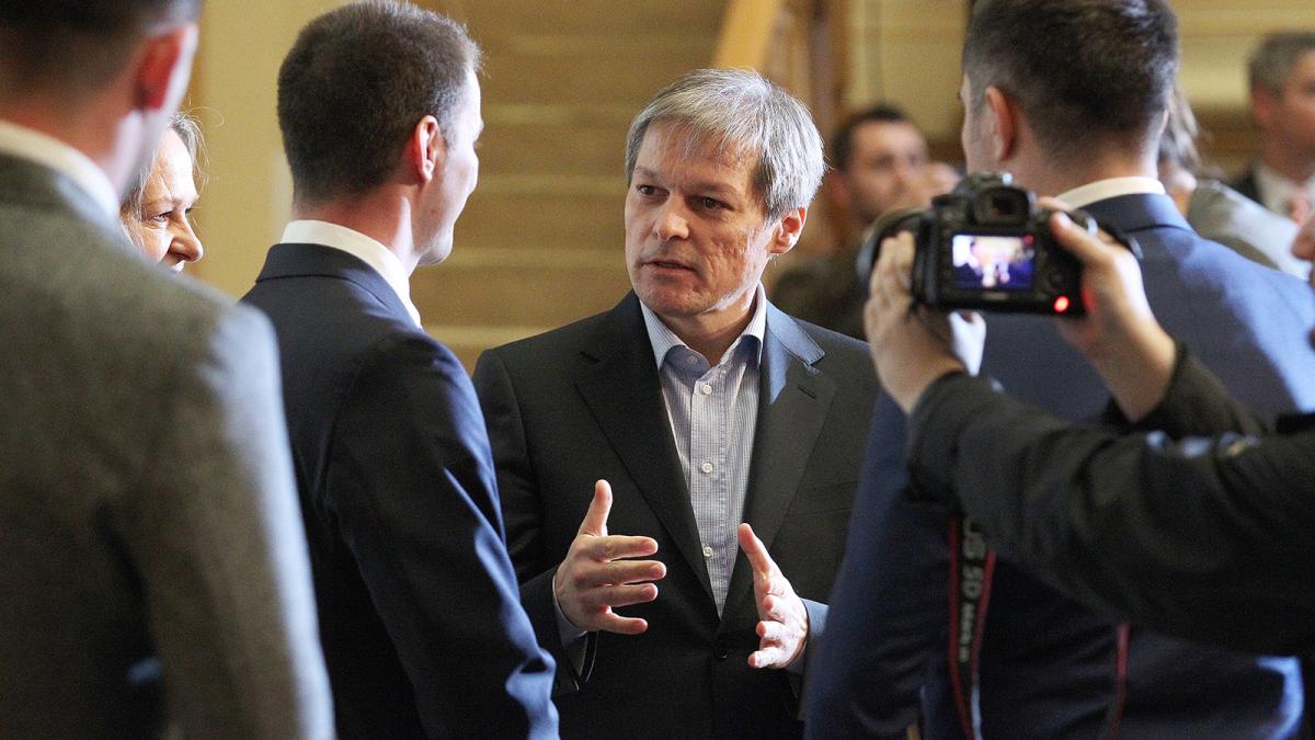 Cioloș, mare fan Godină