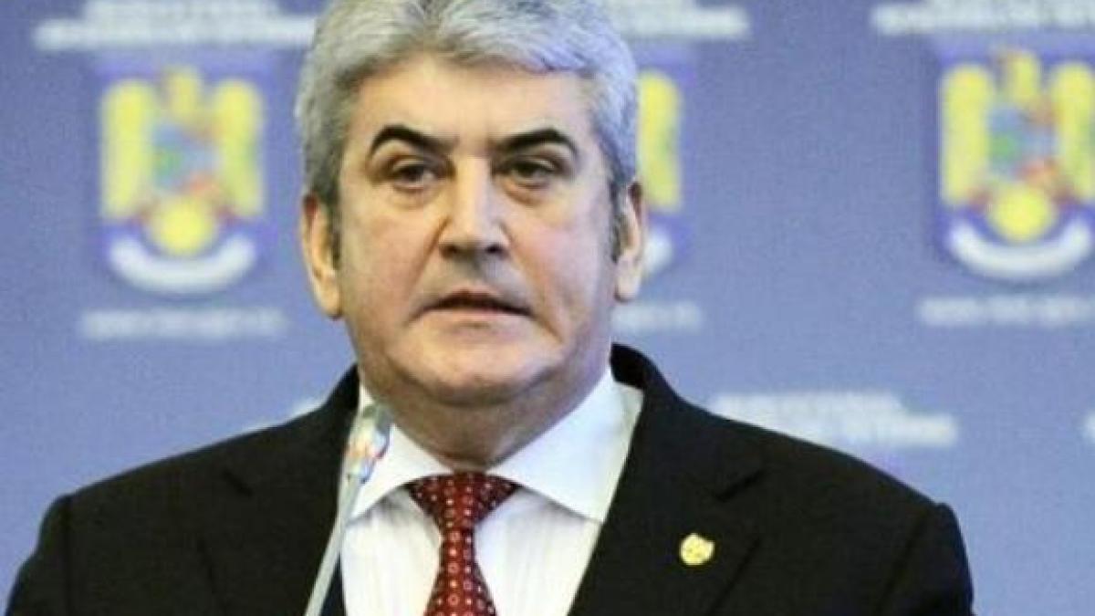 Reacție DURĂ a polițistului Marian Godină la adresa lui Gabriel Oprea: ”Umanoid fără creier”