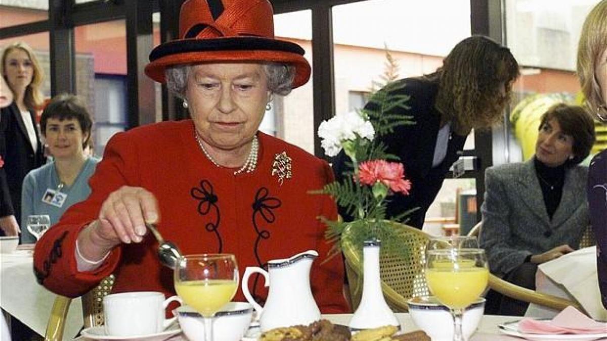 Regina Elisabeta a II-a, după Brexit: 'Sunt încă în viaţă'