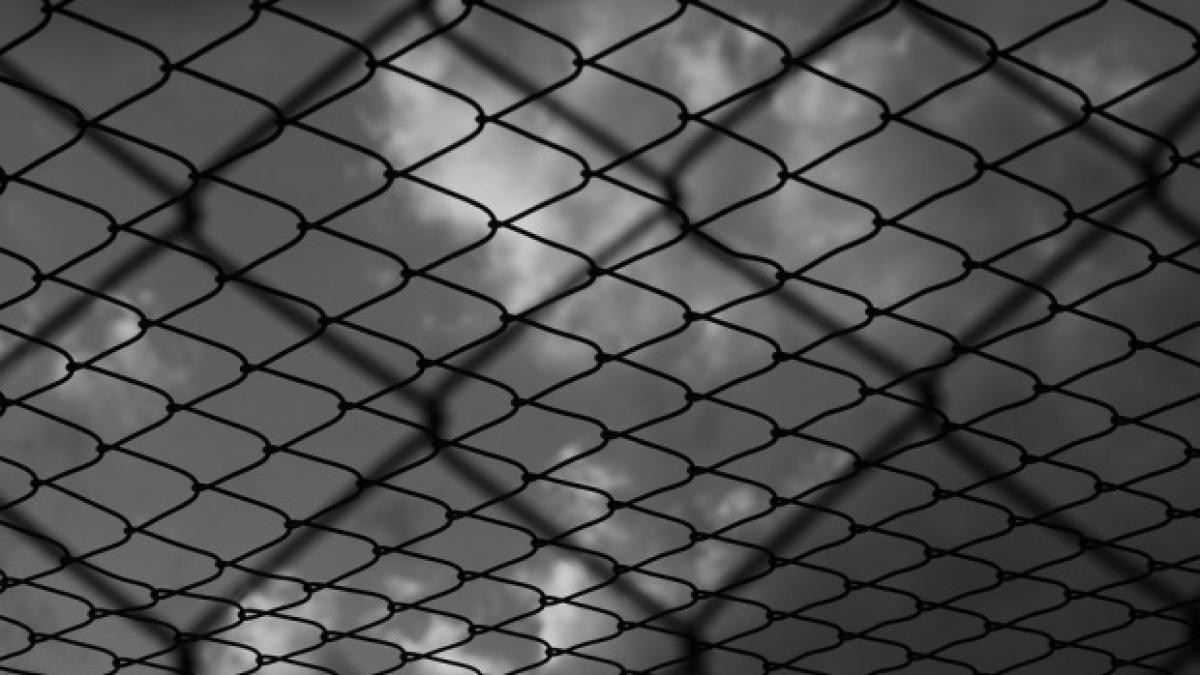 Incendiu la Penitenciarul Rahova, după ce un un deținut și-a dat foc celulei