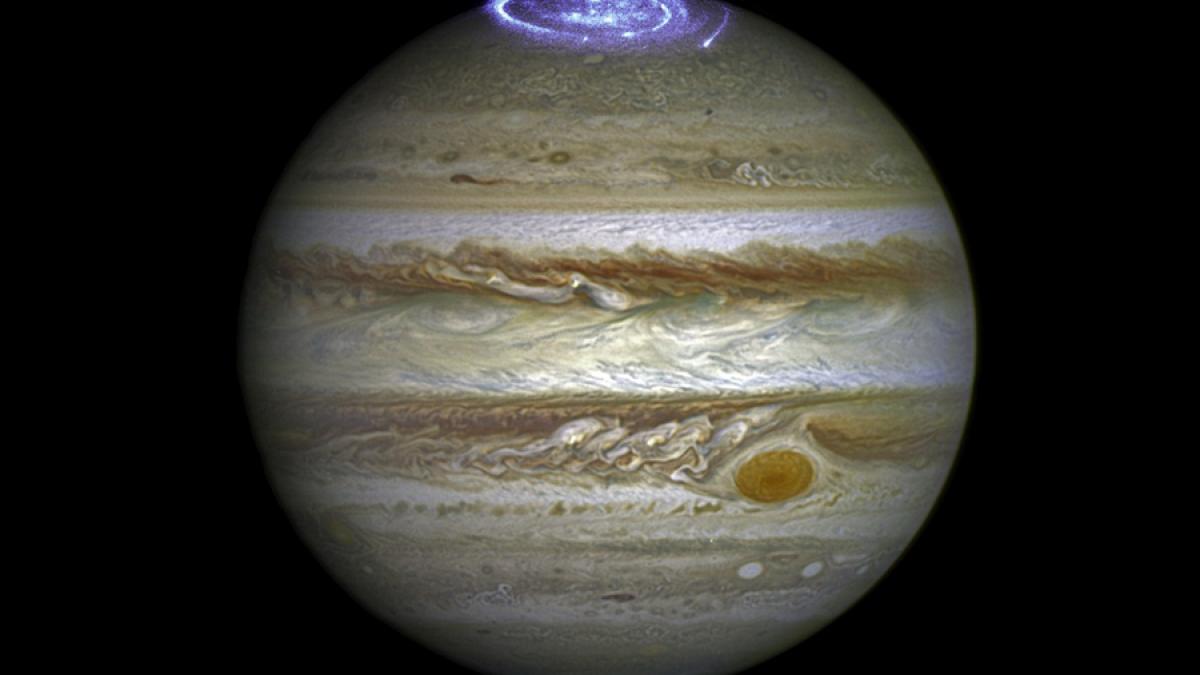 VIDEO - 7 întrebări ale căror răspuns îl aşteaptă astronomii de la sonda Juno, ajunsă pe orbita planetei Jupiter