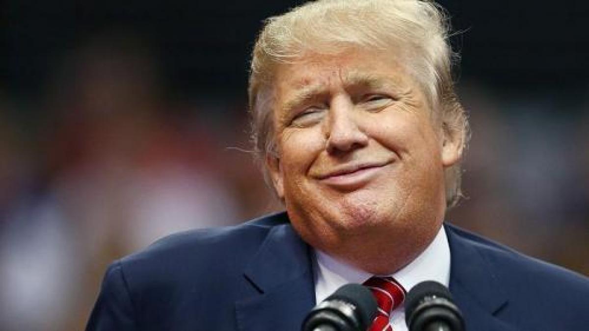 Donald Trump susţine că a fost 'sarcastic' în afirmaţiilele privind e-mailurile şterse de Hillary Clinton 