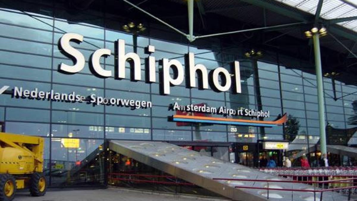 ALERTĂ TERORISTĂ pe aeroportul Amsterdam-Schiphol