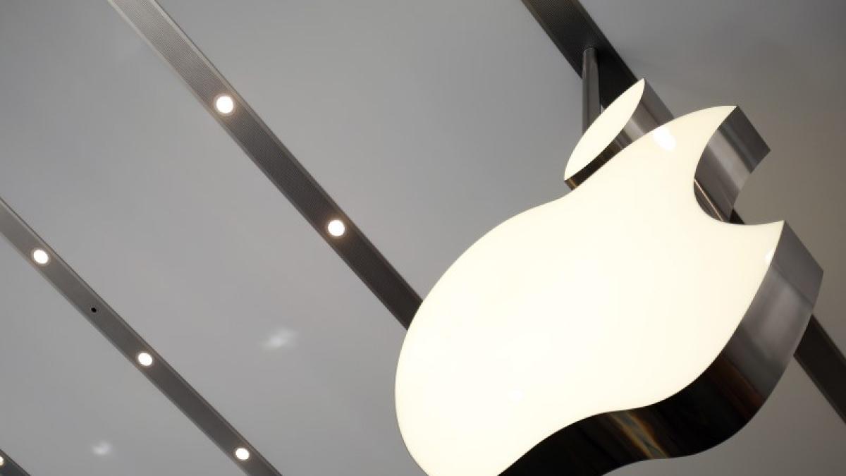 Apple promite 200.000 de dolari celor care vor descoperi probleme de securitate ale produselor sale 